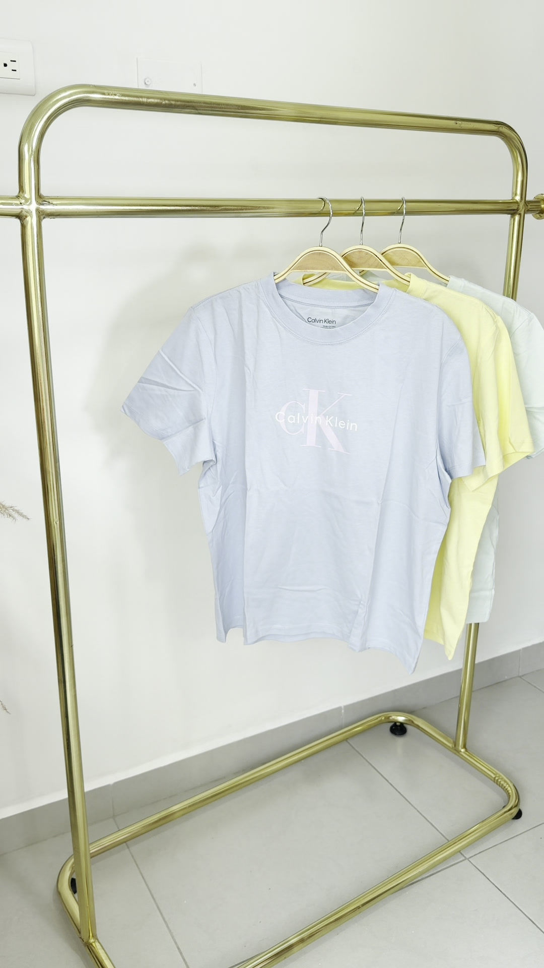 CAMISETA MULTIMARCA