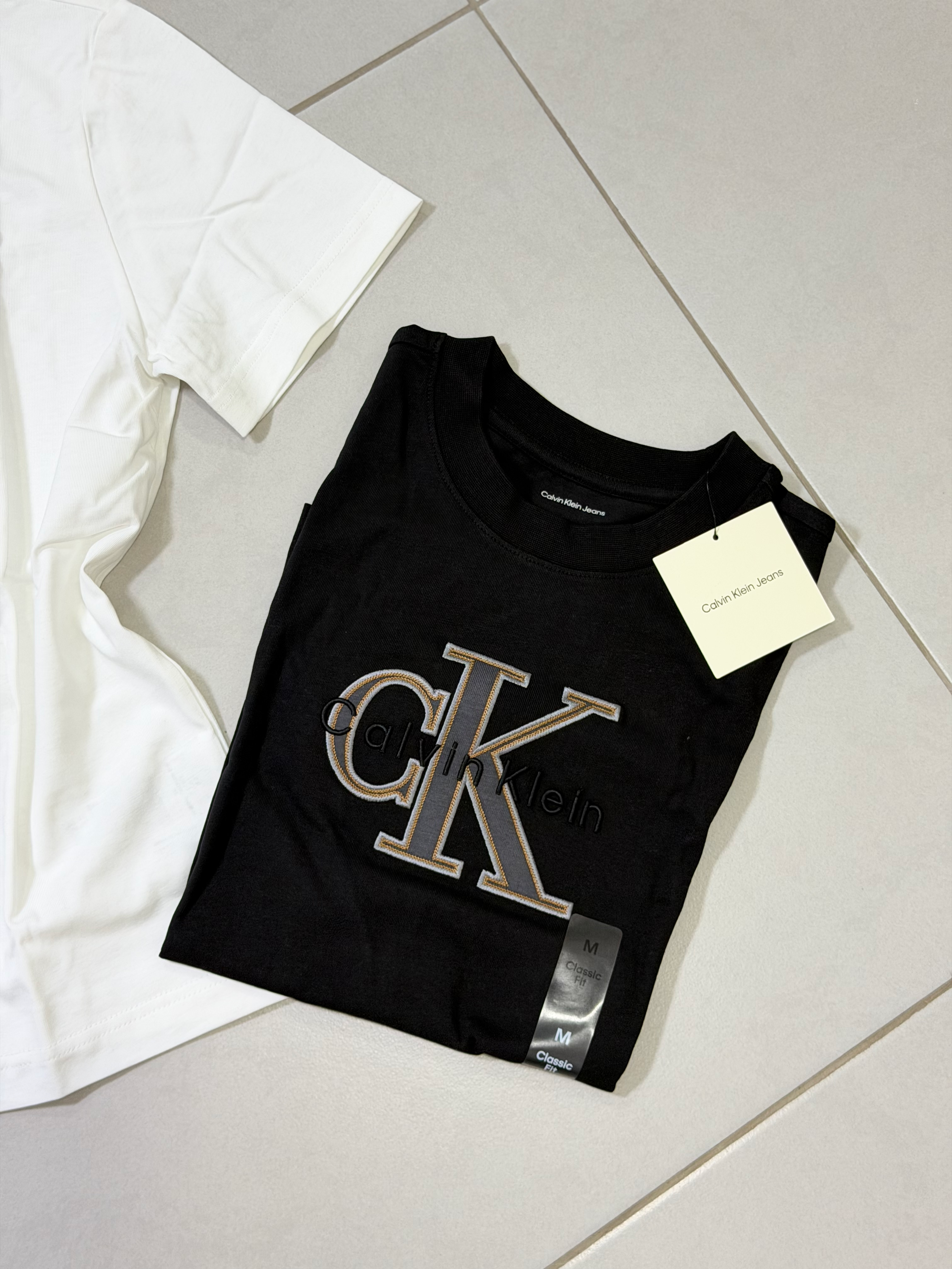 CALVIN KLEIN TALLA M