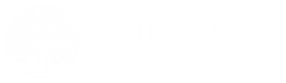 Castelwood logo, with a tree of life on the left and Castelwood Lodges on the right