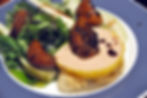 photo d'un repas : foie gras et salade