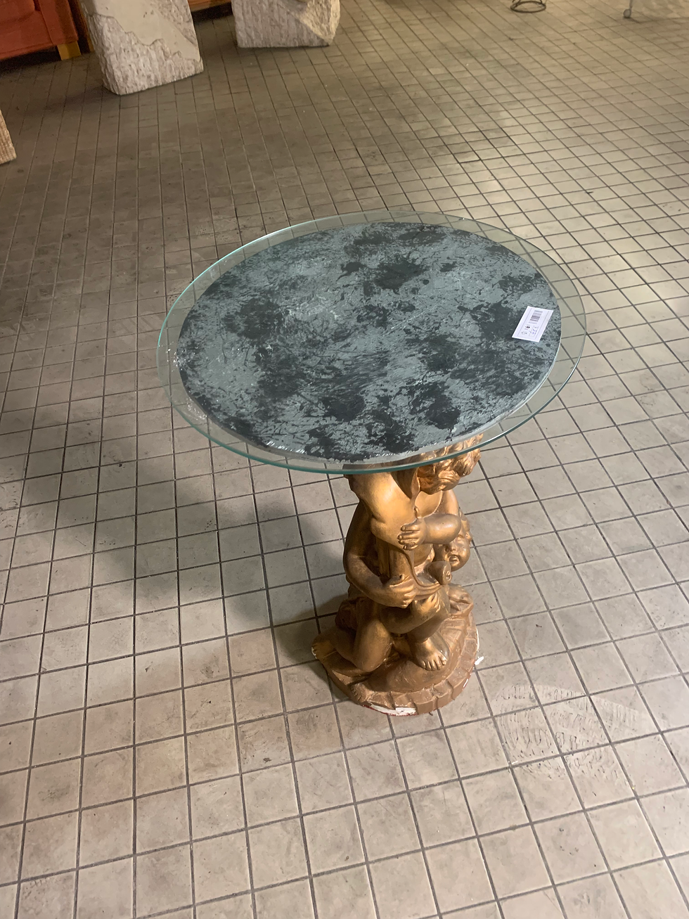 Miniatura: ESTÁTUA MESA