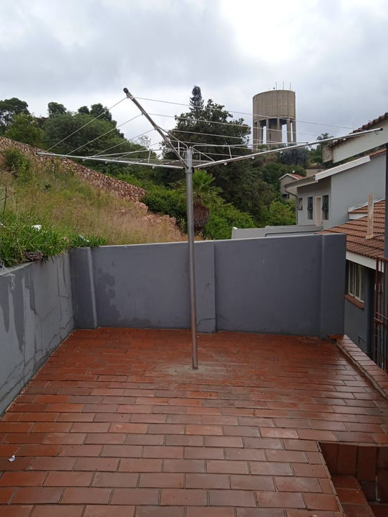 4-arm rotary washing line with 26 metres hanging space