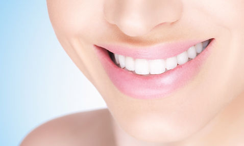 Feminino Sorriso aberto branco