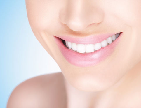 Striaight teeth and beatiful smile