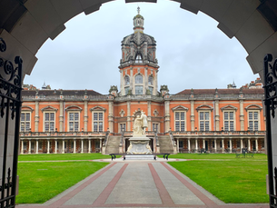 Light Academia: Blending History, Art, and Storytelling