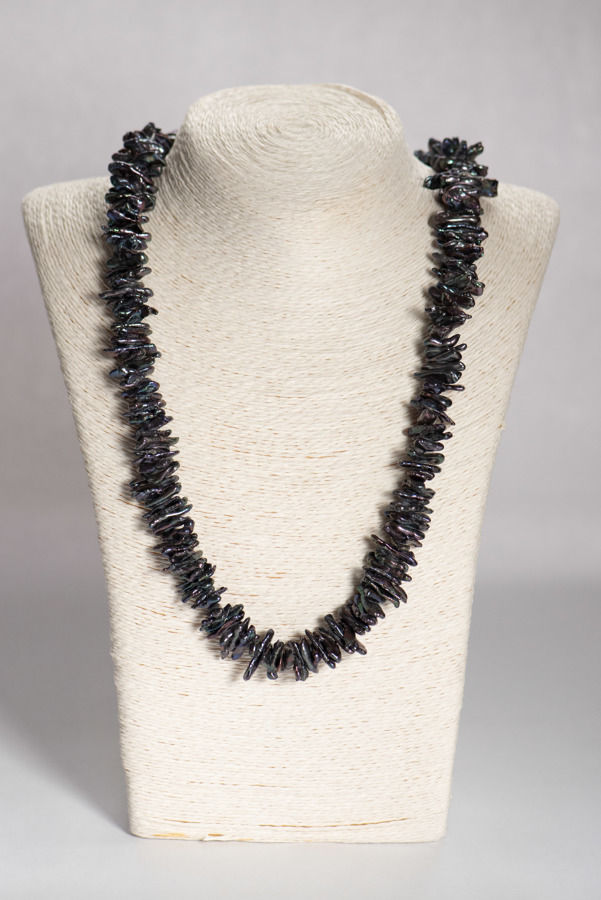 Thumbnail: Stick Pearl Necklace