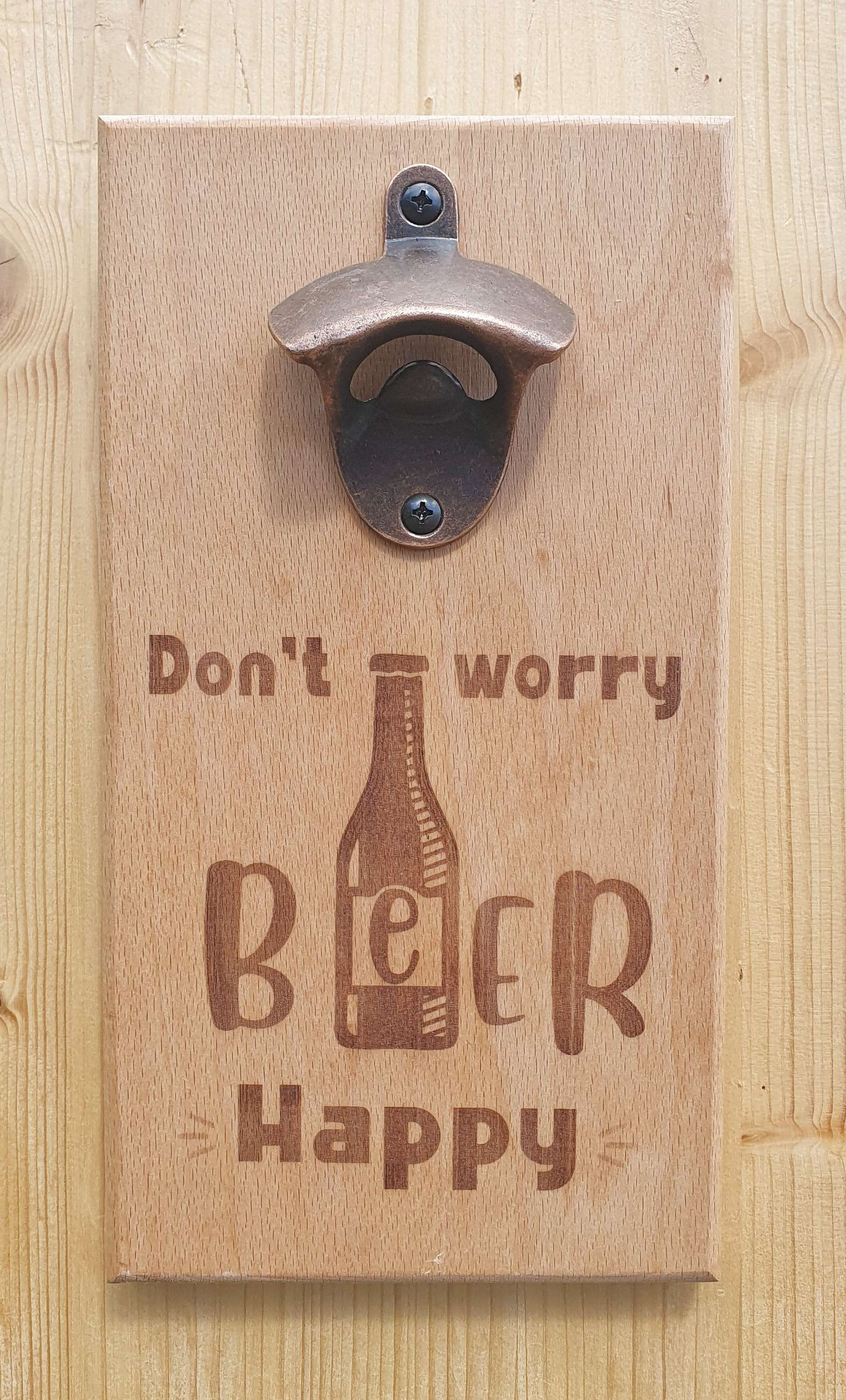 Décapsuleur à bière en bois mural aimanté humoristique #24