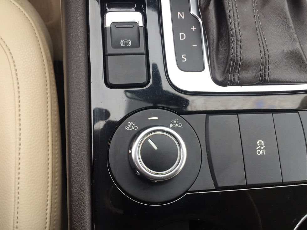 Thumbnail: 2012 Volkswagen Touareg TDI DIESEL AWD TDI SUV 3.0 6cyl. TURBO SPORT 4D