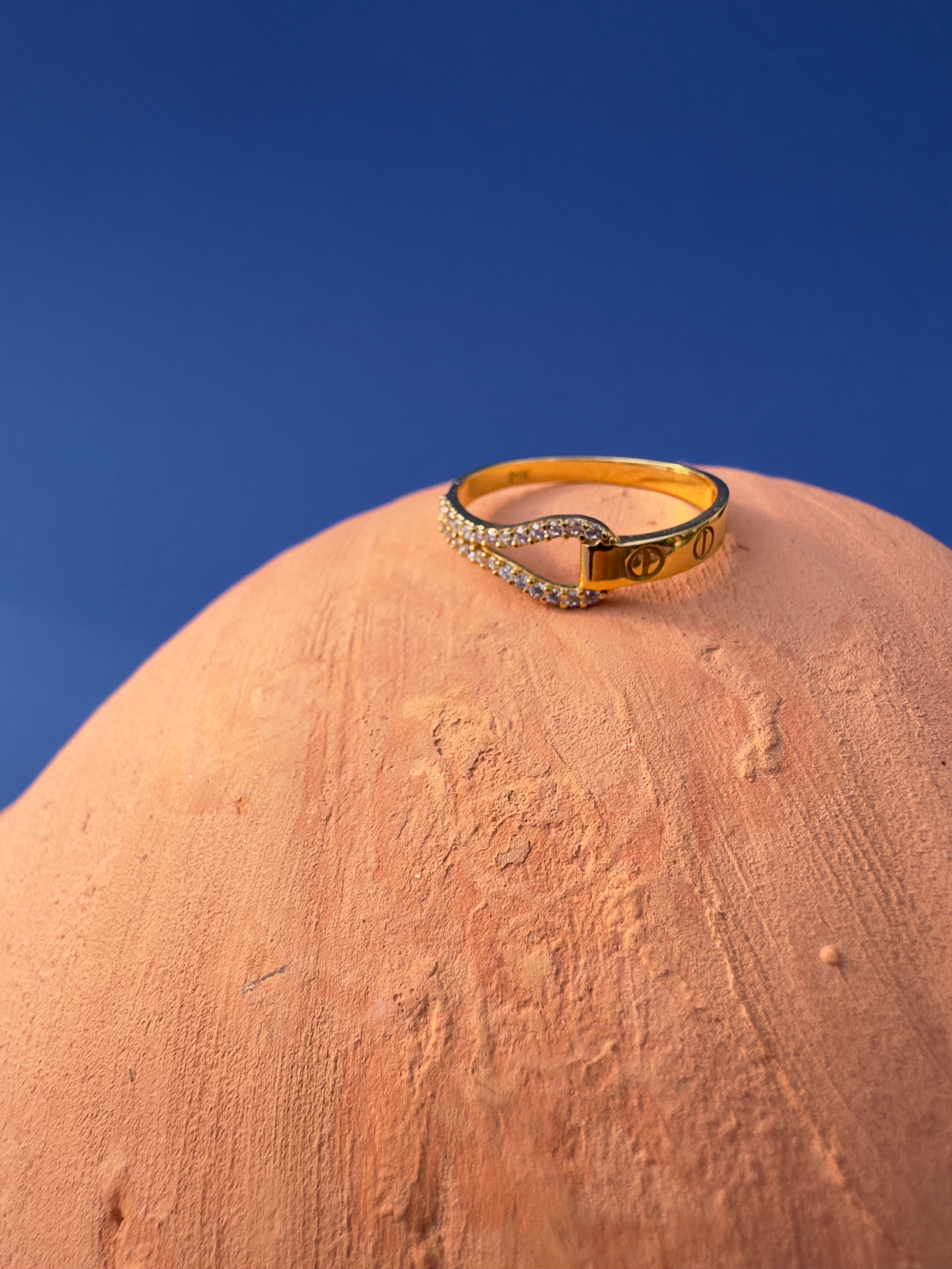 Screw Band with Studded Loop Gold Ring