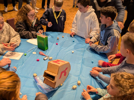 מסיבת חנוכה 2024