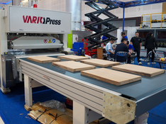 mesin produksi industri furnitur