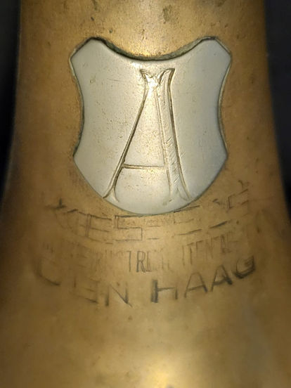 Cornet "Kessels Muziekinstrumentenfabriek Den Haag" bell inscription