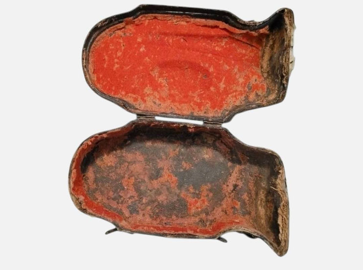 Case for cornet by an unknown maker.