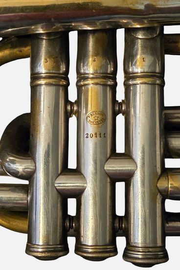 F. Besson Bb/A Cornet Company stamp (with female 'Brevetée') and serial number 20111.