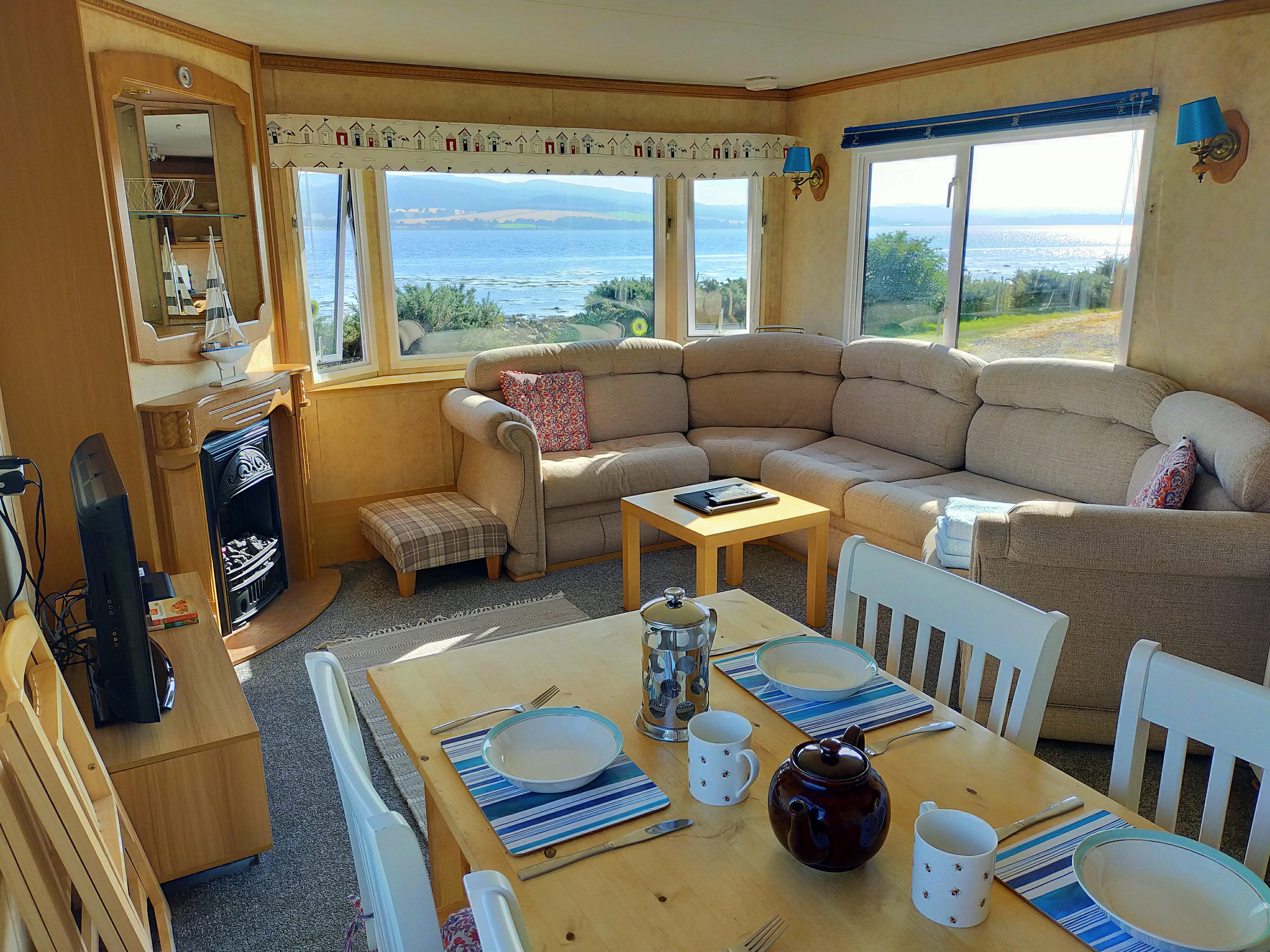 Shorefront Osprey Caravan Sleeps 6 Coulmore Bay Holiday Park
