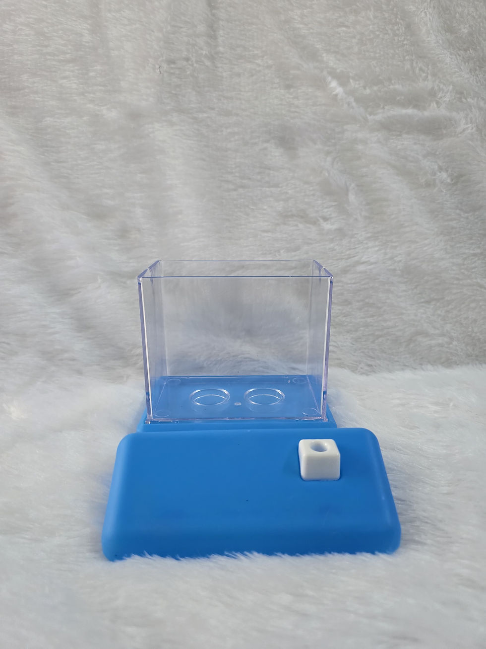 Betta house Blue front