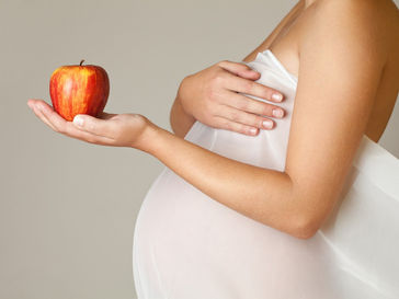 Питание для беременных. Как остаться стройной и родить здорового малыша?