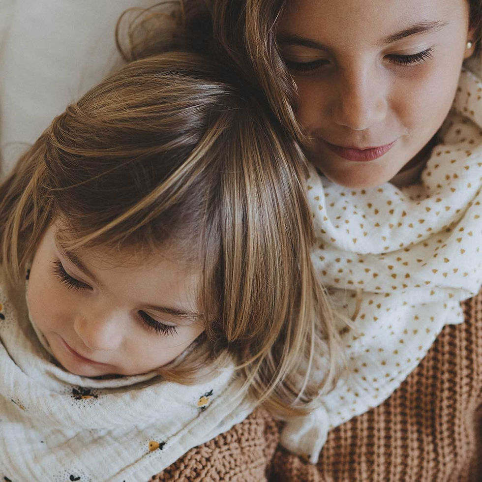 Foulard minis coeurs moutarde