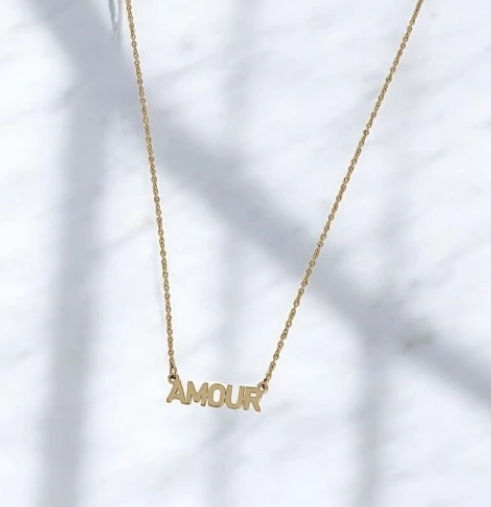 Collier femme pendentif Amour doré