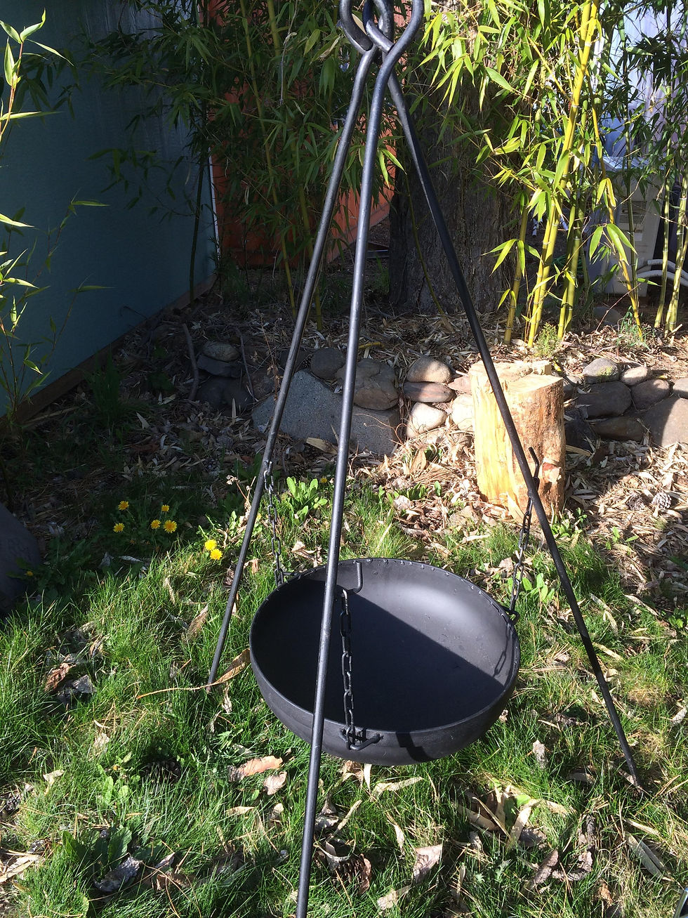 Thumbnail: Fire pit tripod