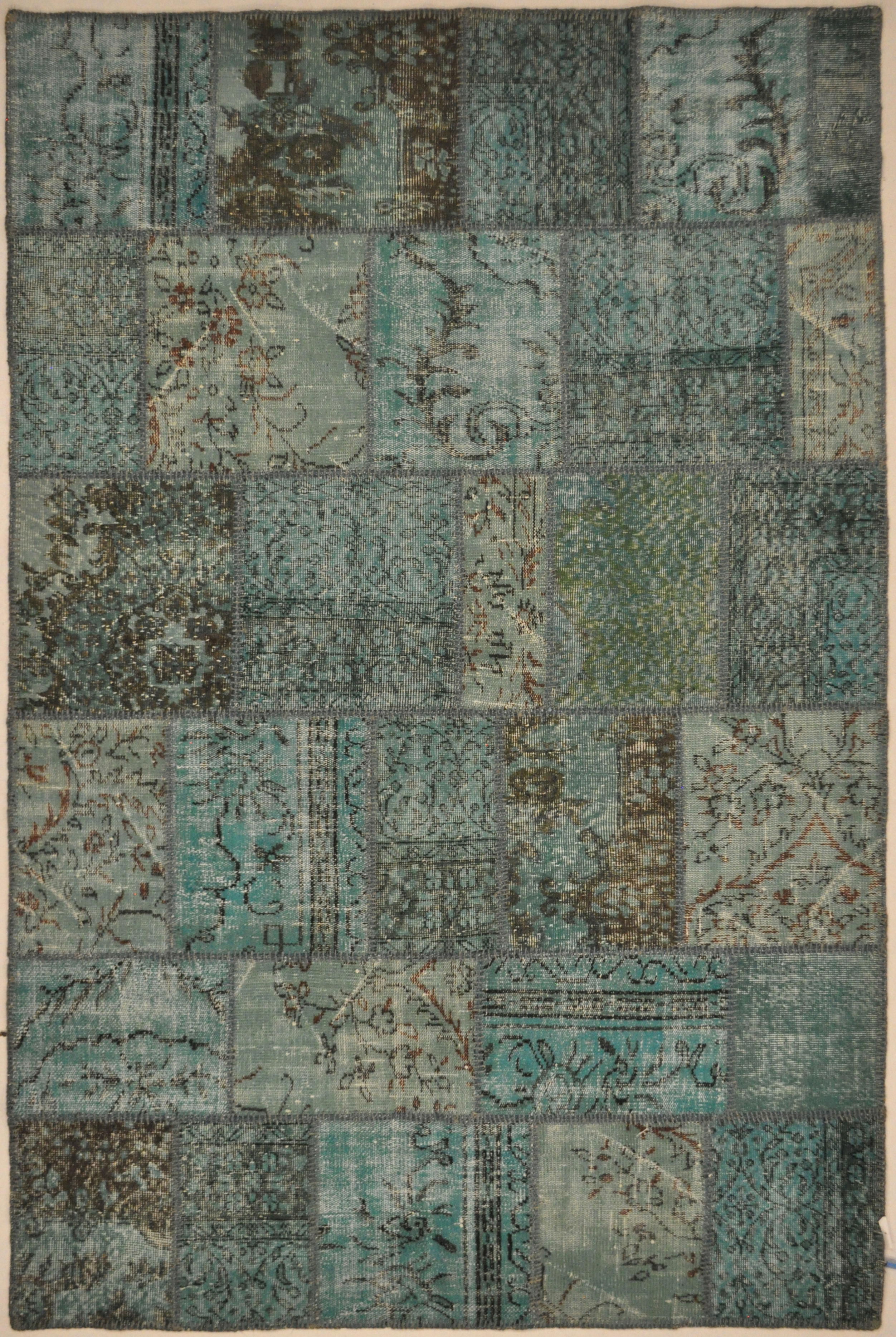 1272 PATCHWORK 5' 11" X 8' 10" Wool