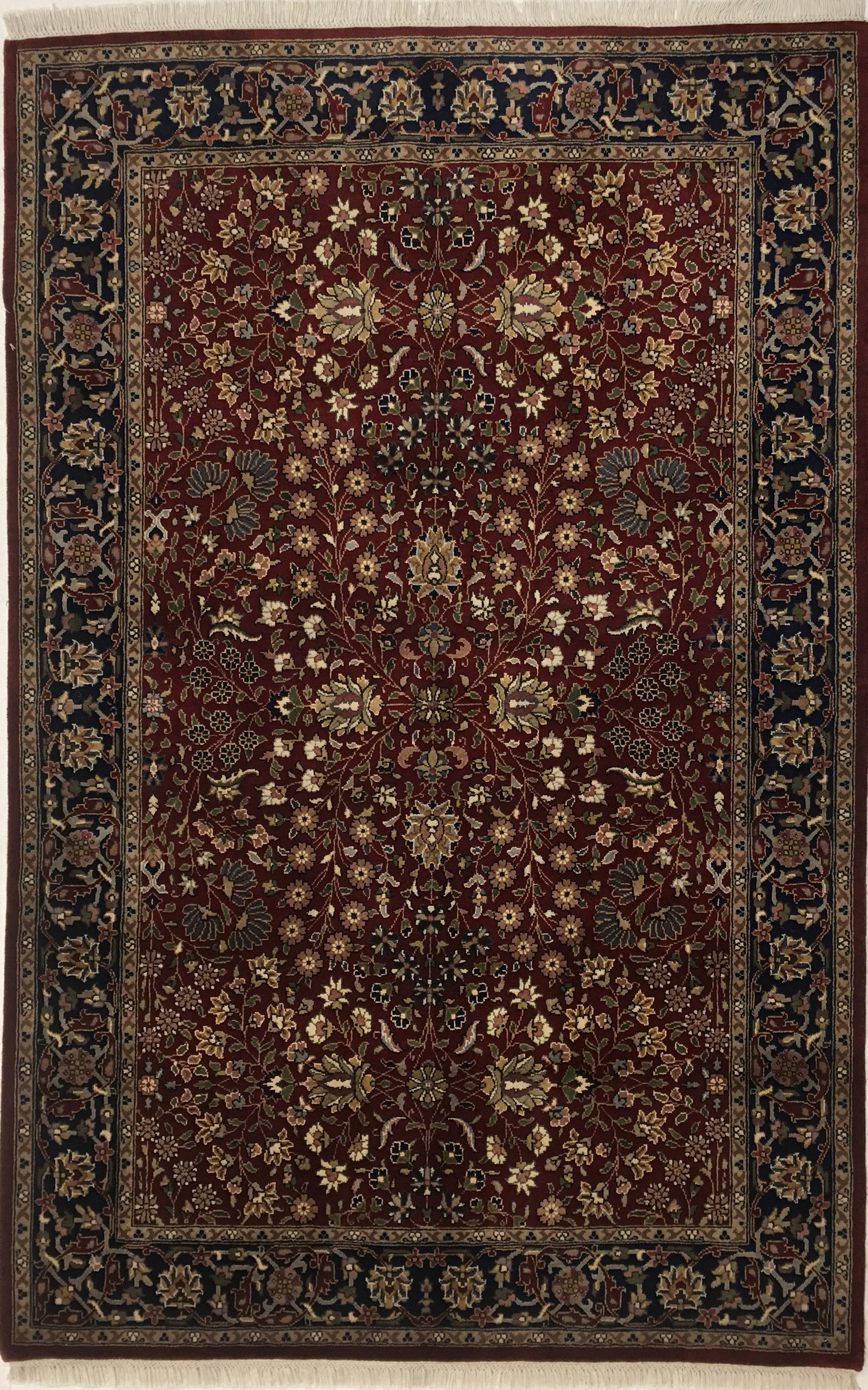 7504 HERKI 4' 2" X 6' 2" Wool