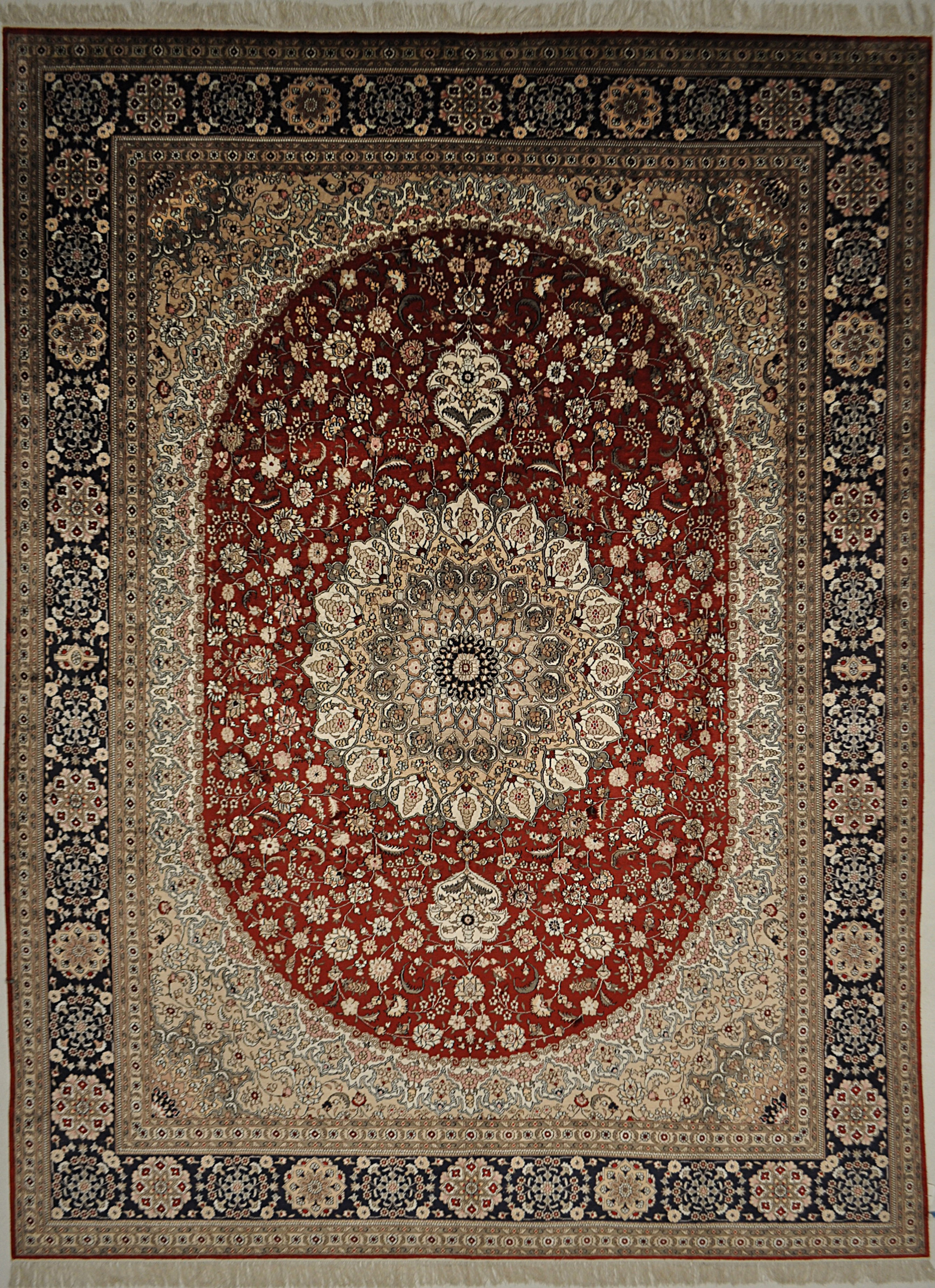 728 SPON 8' 10" X 11' 10" Spon Silk