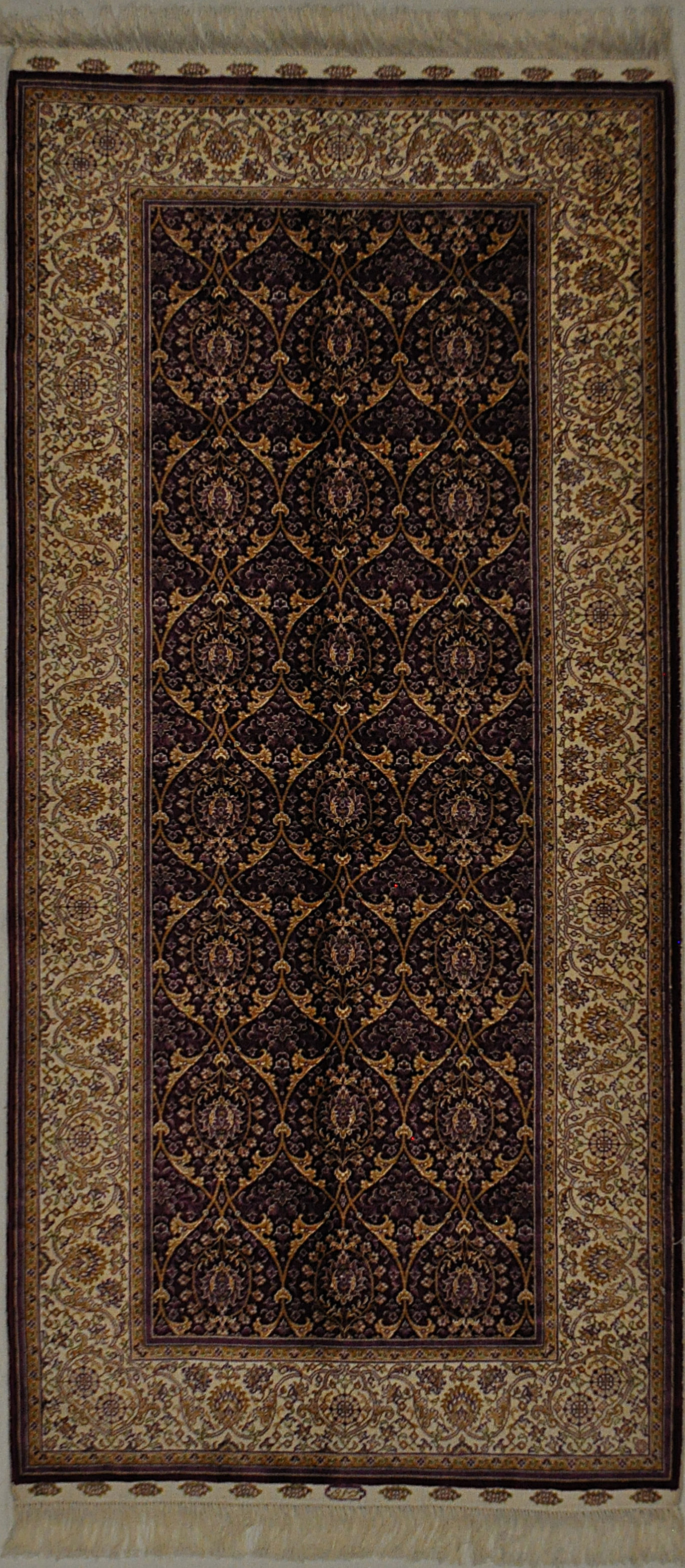 6339 CEZAEVI 2' 6" X 5' 7" Artificial Silk