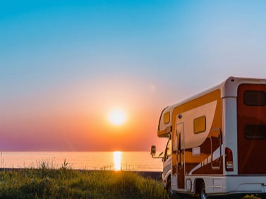 キャンピングカー