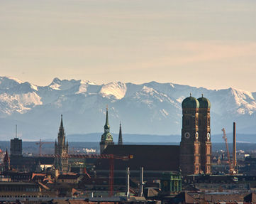 München_und_die_Alpen_bei_Föhn.jpg