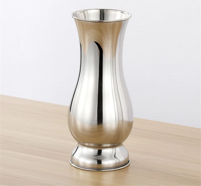 Thumbnail: Metallic Tabletop Vase