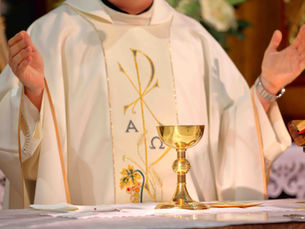 Eucharistie, don de la présence vivante du Christ parmi nous.