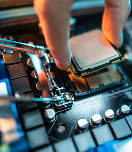 CPU diese in ein Mainboard eingebaut wird.
