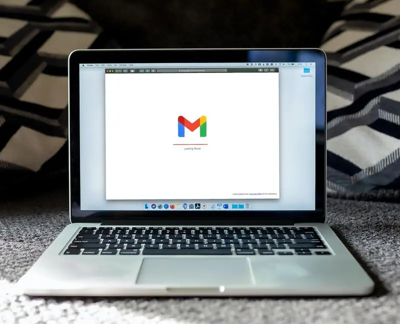 Declutter your emails