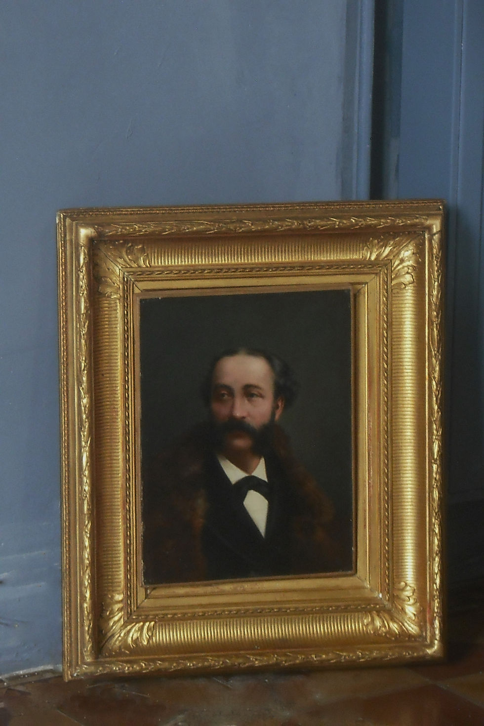 Miniature : Cadre à Canaux  52,5  X 43,5 doré à la feuille