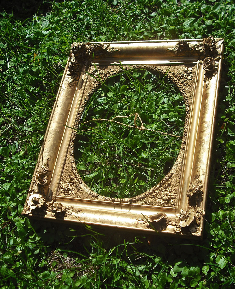 Thumbnail: Cadre à Clés  Vue Ovale  47 X 39 Ecoinçons Fleuris