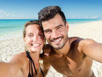 EstĆ s pensant fer-te un blanquejament dental? QuĆØ Ć©s i quines precaucions hem de tenir?