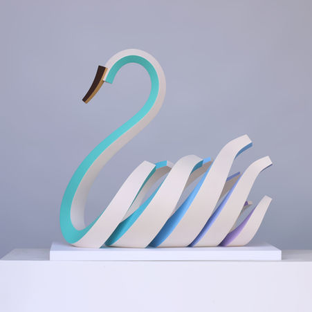 Swan(blue)_72x33x90(h)cm_mixed media_2022.JPG