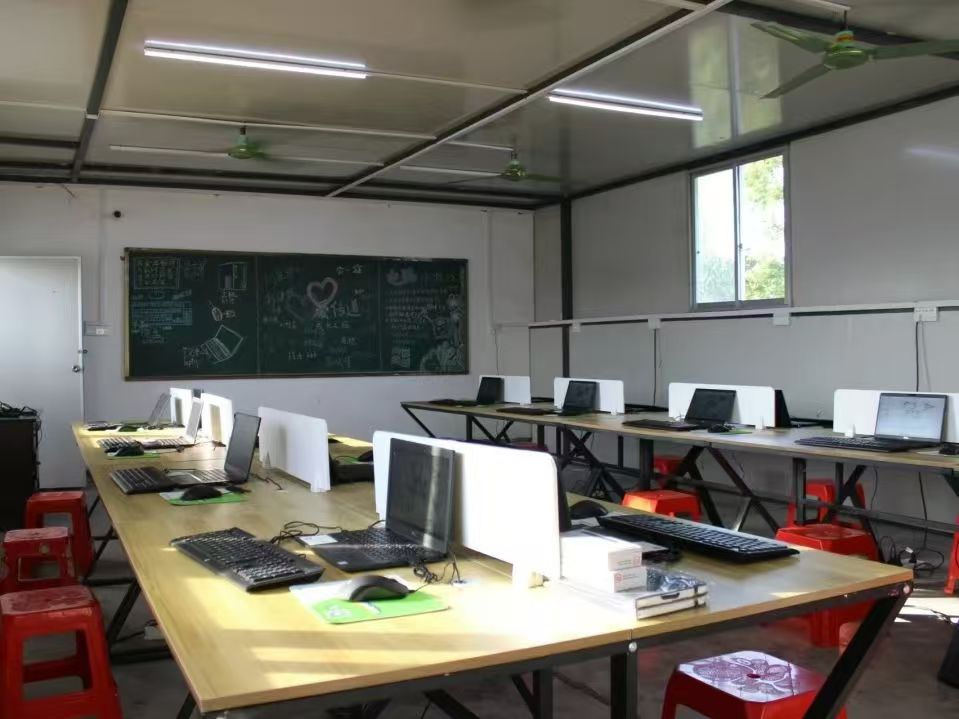 教室.jpg