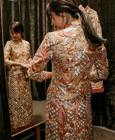 Gold embroidered Qun Kwa (裙褂) bridal rental in Malaysia