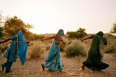 pakistani girls.jpg
