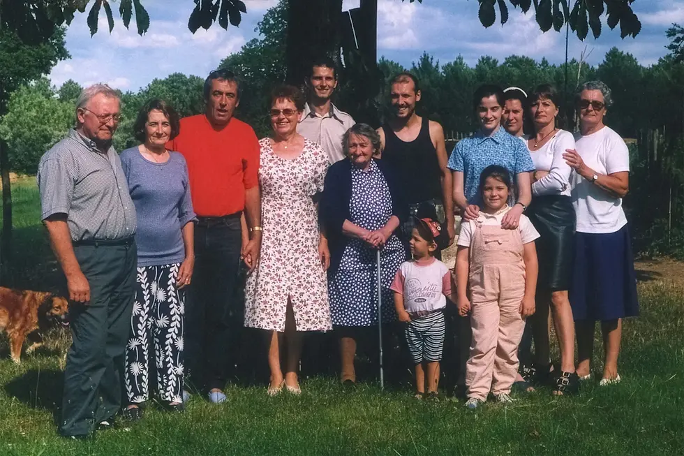 The Ultimate Guide to Planning a Family Reunion