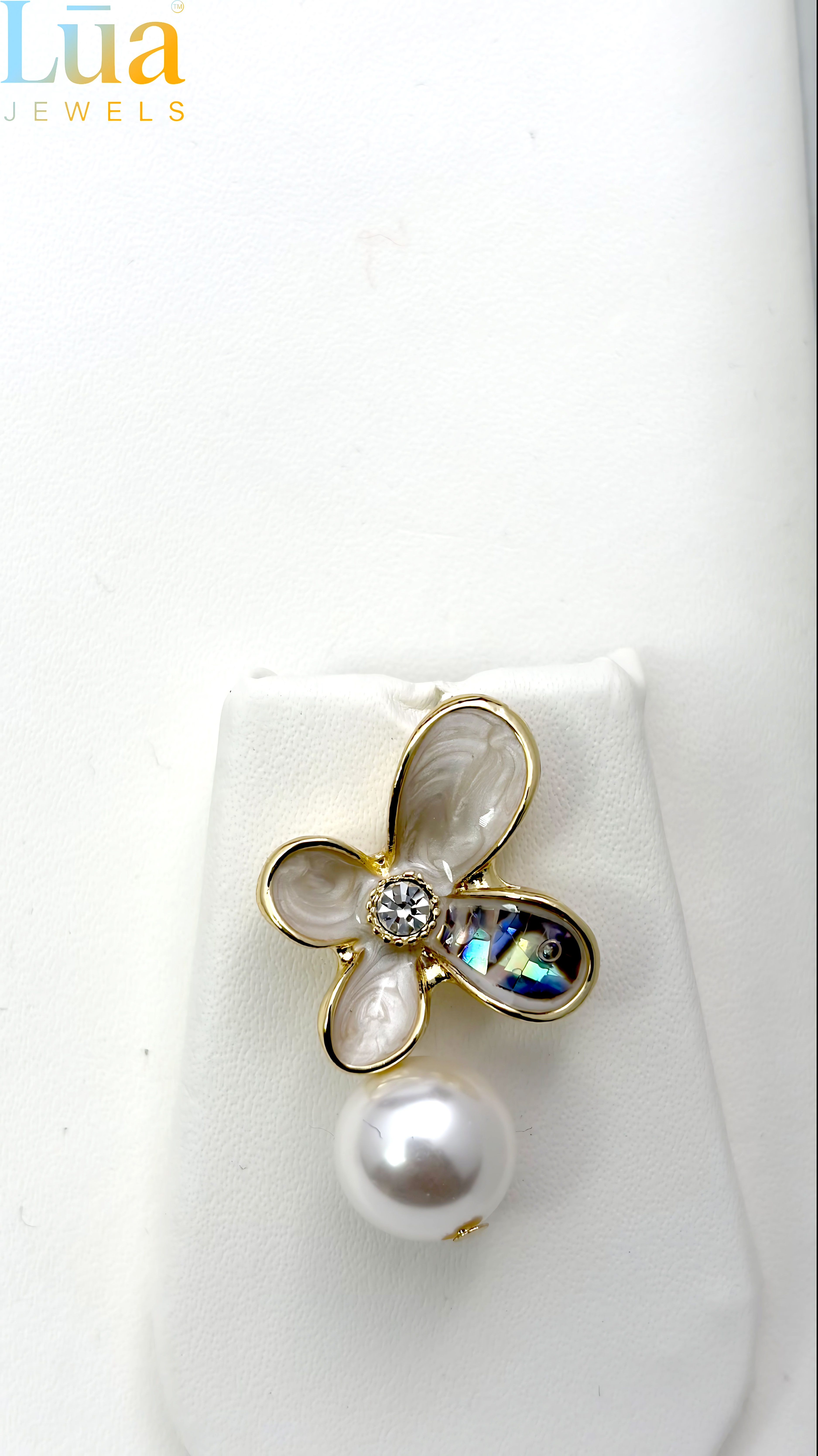 Gold Floral Mother-of-Pearl Pearl Drop Pendant Necklace LUA Jewels