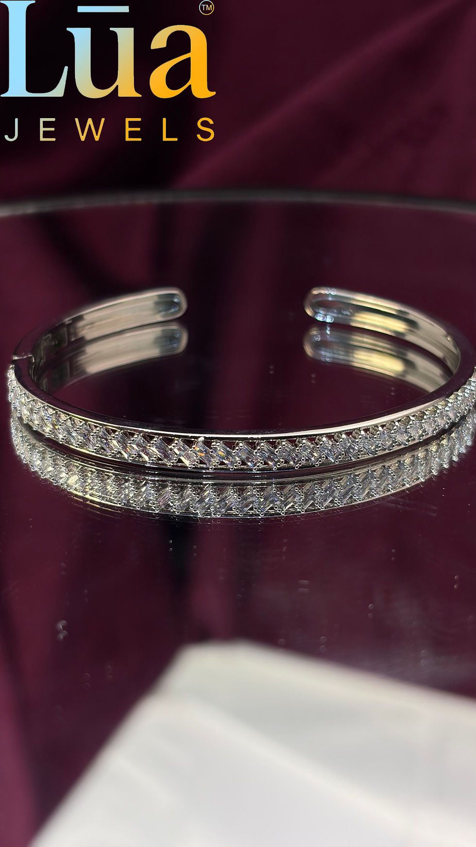 Thumbnail: Silver Criss-Cut Crystal Open Kada
