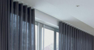 Curtain tracks