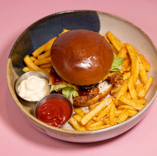 CHICKEN BURGER 11€ 