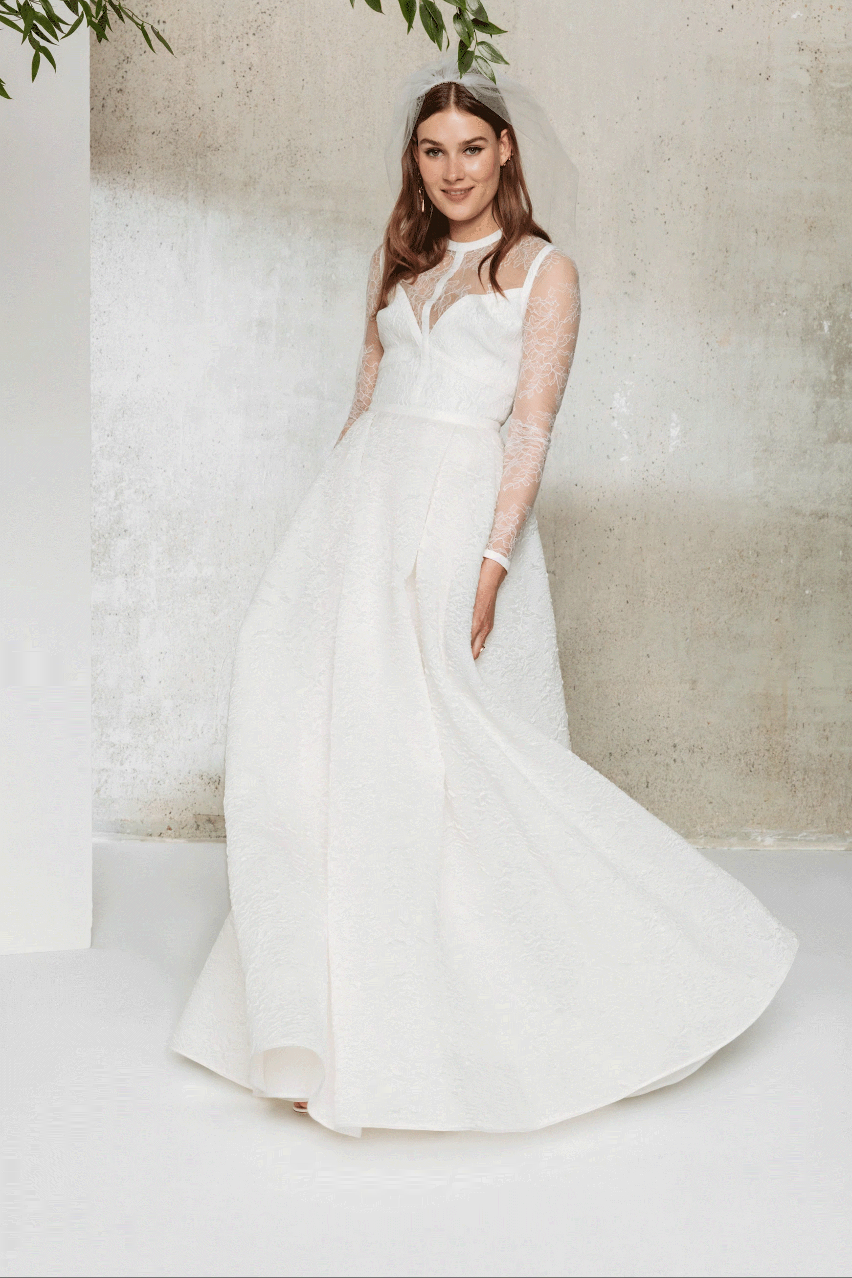 ELIE_SAAB_GIF_2_MASTER.gif
