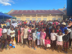 helpingorphansinmadagascar008