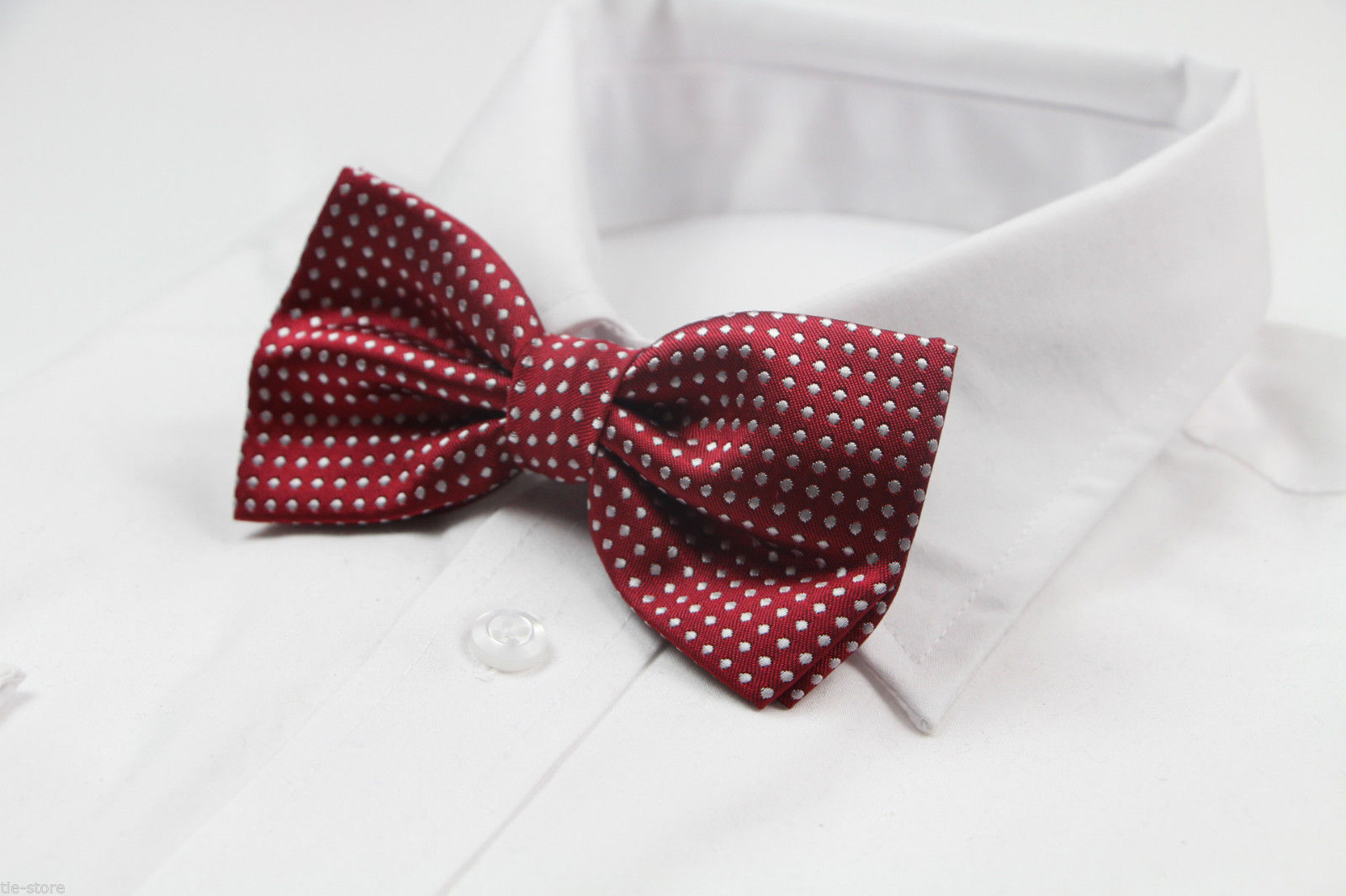 Red Polka Pattern With White Dots Bow