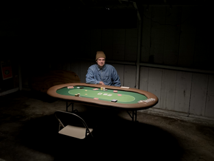 POKER TABLE